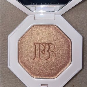 Fenty Beauty Highlighter